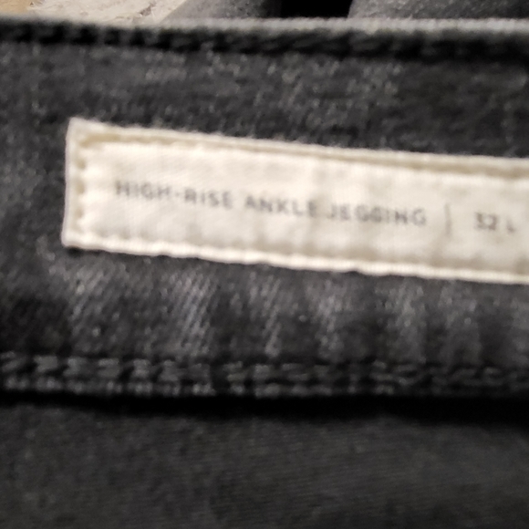 Pacsun 32L High Rise Ankle Jegging Black Distressed EUC - Picture 5 of 7